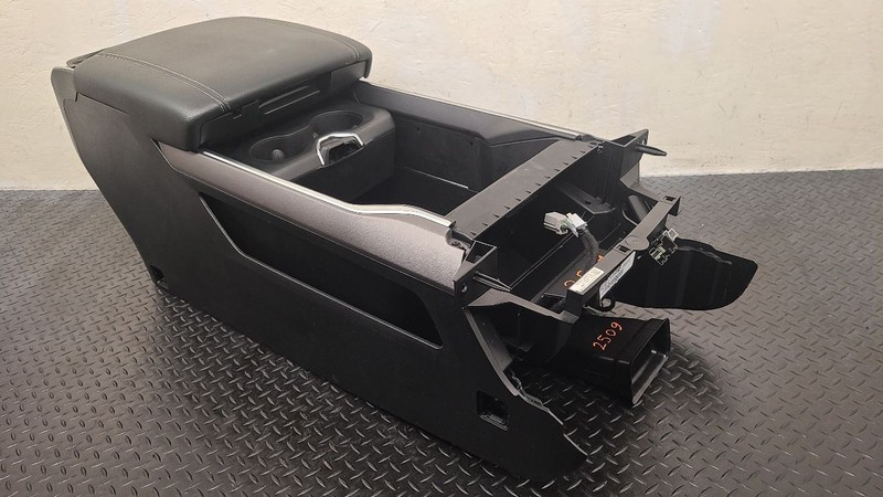 19-24 Dodge Ram 1500 Full Floor Center Console Assembly Black OEM 5YE031X7AG