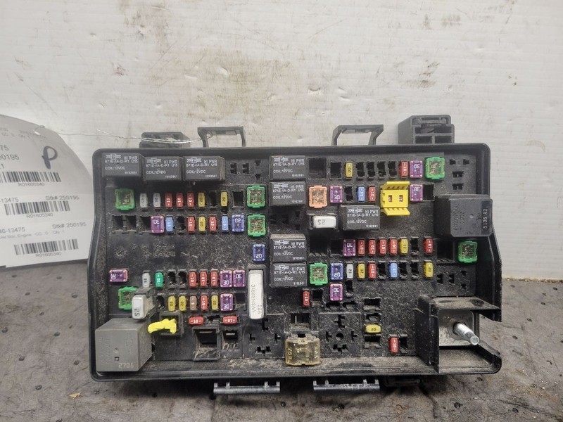 Fuse Box Engine Classic Style 5 Lug Wheel Fits 15-22 DODGE 1500 PICKUP 1605340