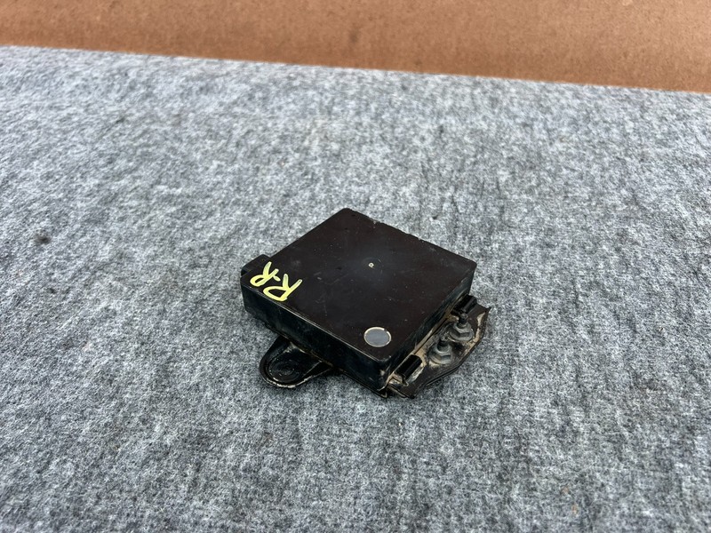 INFINITI Q50 Q60 14-20 OEM BLIND SPOT MODULE UNIT SENSOR RADAR (FITS LEFT RIGHT)