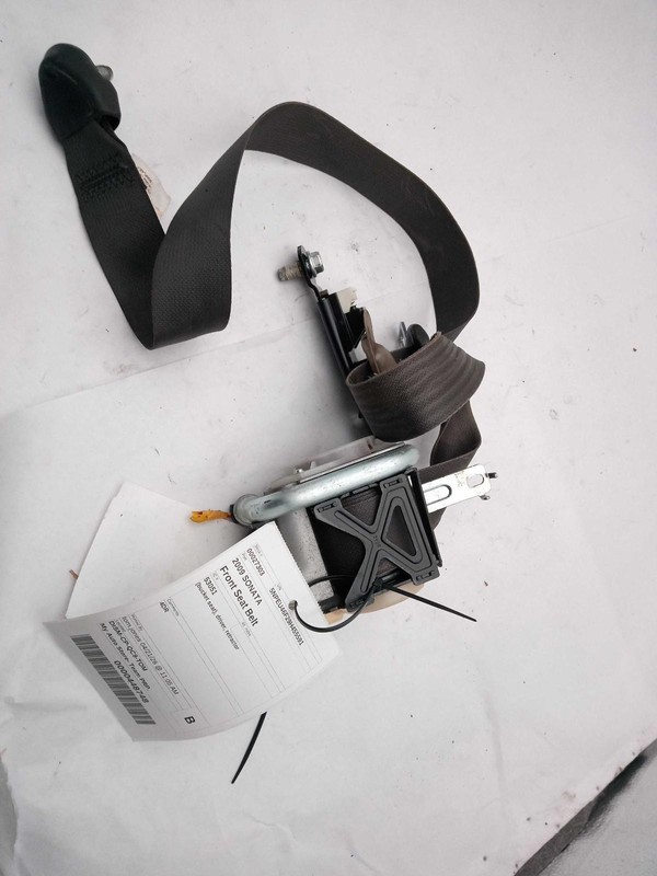 2009 Hyundai Sonata OEM Grey Seat Belt Driver Side Retractor 888100A500