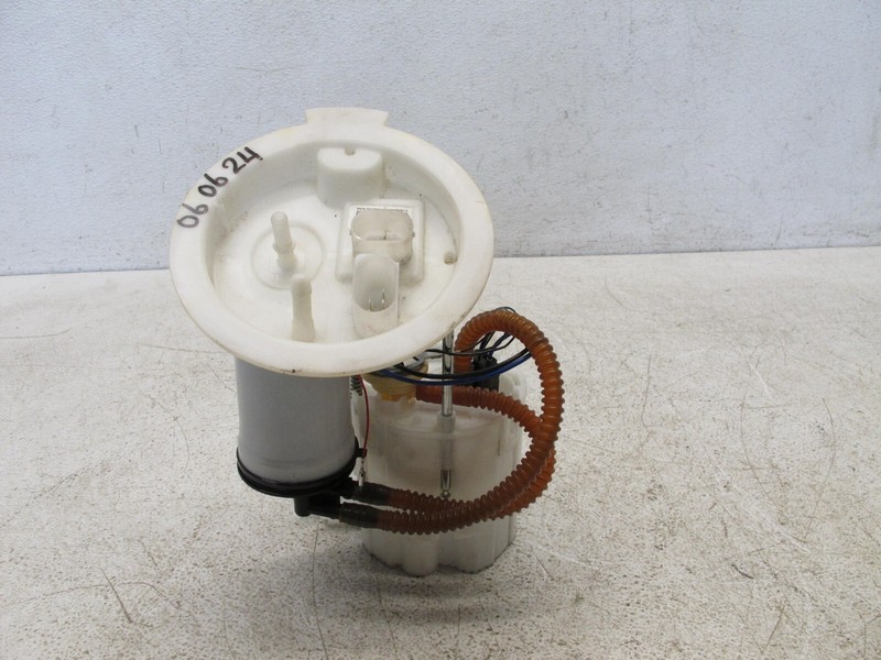 12-18 BMW F30 320i 228i 435i TANK ELECTRIC FUEL GAS PUMP UNIT ASSEMBLY OEM 06062