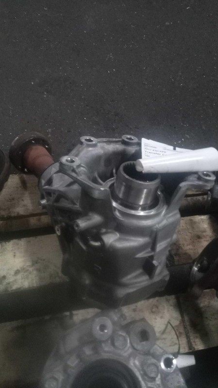 2017 Ford Escape Transfer Case Assembly 4WD OEM 70K Miles Silver NJ25-16099