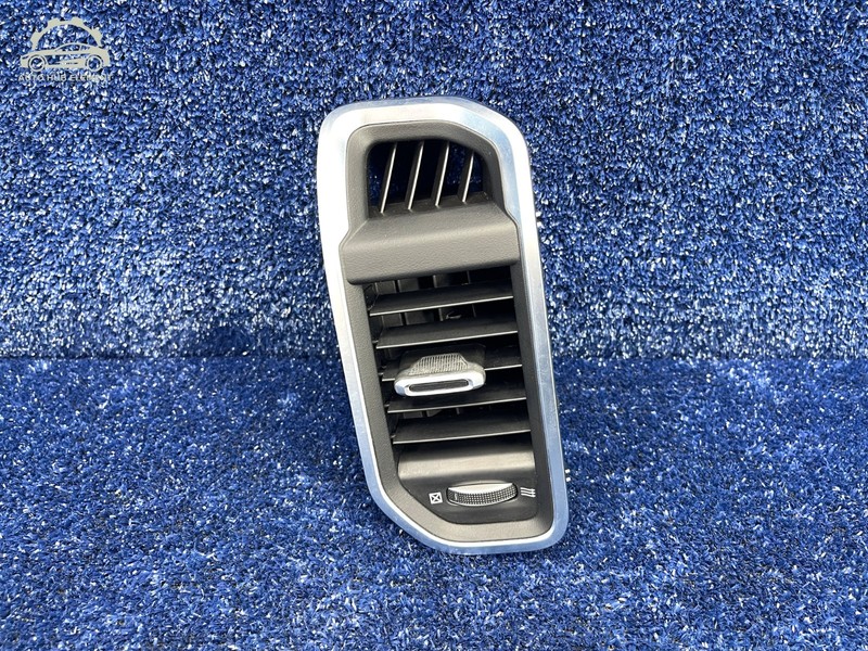 2025-2026 RAM 1500 RIGHT PASSENGER SIDE DASHBOARD AIR VENT BEZEL OEM