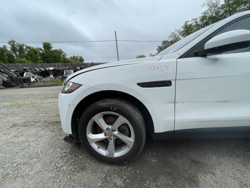 17-20 JAGUAR F-PACE LEFT FENDER WHITE PC: 1AA 2.0L AT AWD 47K -PREMIUM- 47028