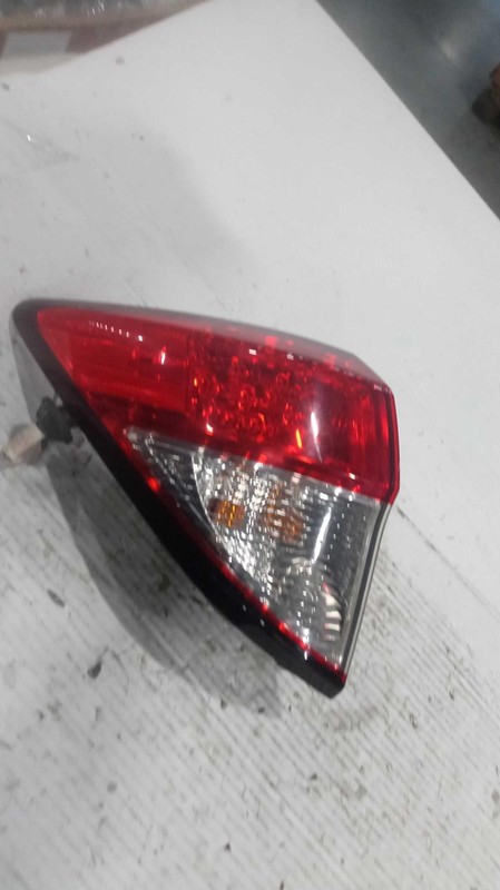 Used Left Tail Light Assembly fits: 2020 Honda Hr-v quarter mounted Left Grade A