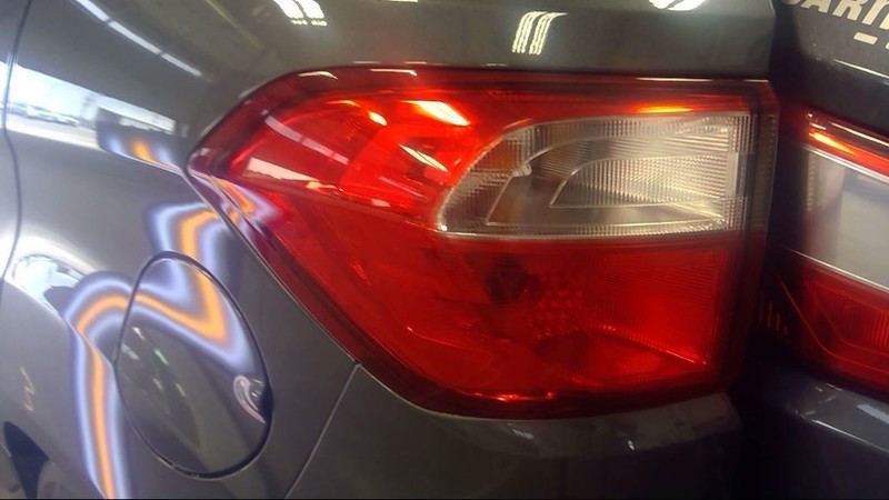 Driver Tail Light S Model Bright Red Lens Outer Fits 18-22 ECOSPORT 3496587