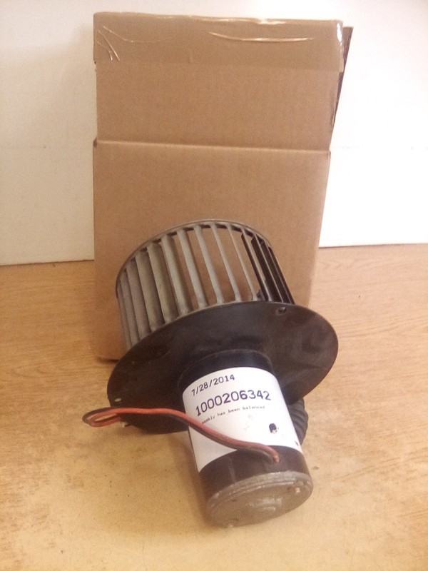 Peterbilt 379 Blower Motor 12V 1000206523