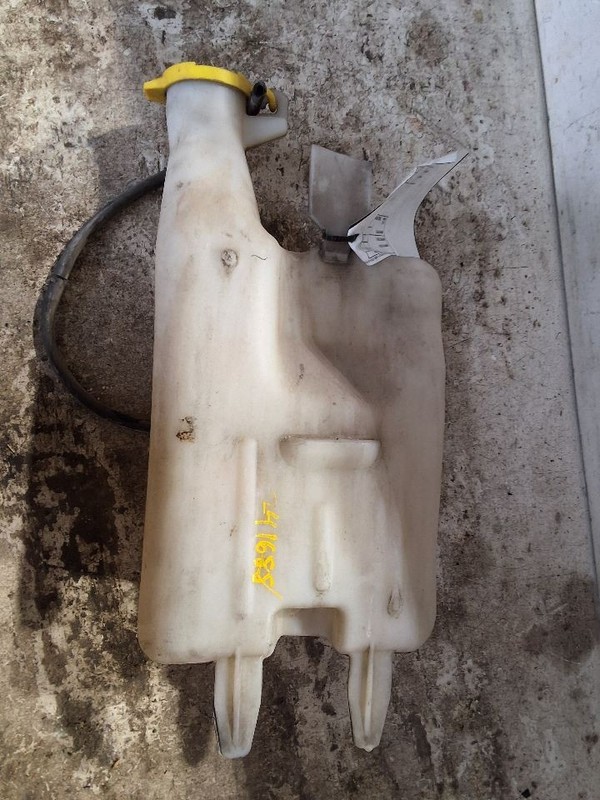 Wash Reservoir Single Tank Washer Fluid Only Fits 04 DODGE 1500 PICKUP 3382252