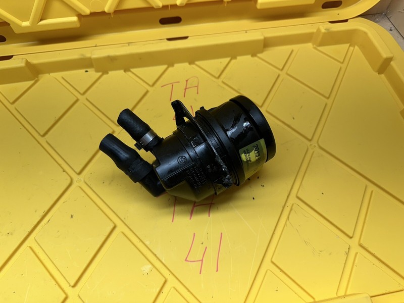 2012-2016 BMW M5 Power Steering Reservoir Cardone