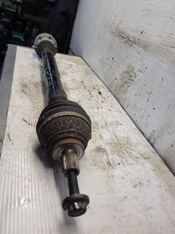 Passenger Axle Shaft Front Axle 2.0L Fits 11-17 CC 1618108