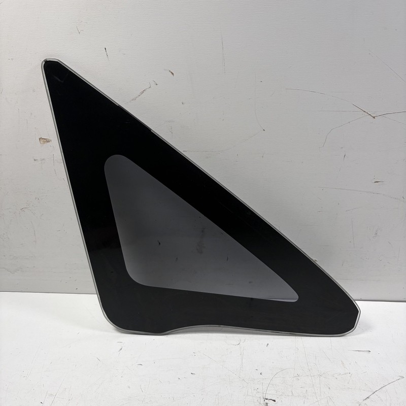 07-08 Honda Fit Right Front Side Quarter Glass 73331-SAA-G00 OEM