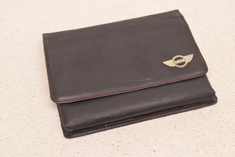 Mini Cooper Cooper Owner’s Manual Booklet Folder Porch R56 R57 Genuine Oem 2011