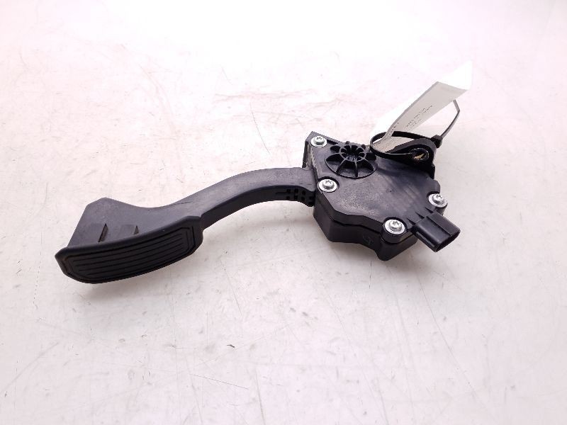 12 13 14 15 16 17 Toyota Prius V Accelerator Gas Pedal 78110-12050