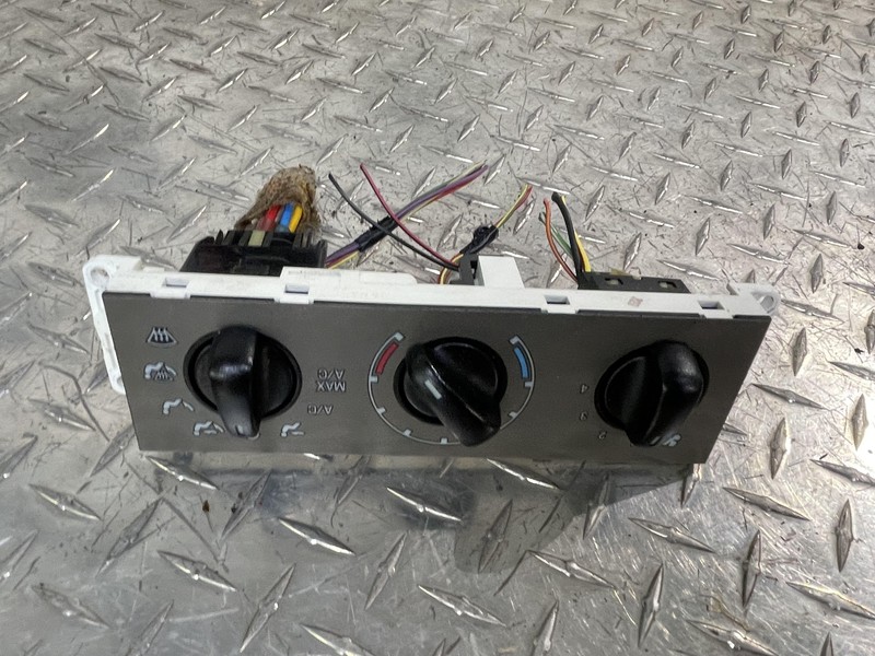 2003-2005 Ford Explorer Sport Trac Climate Control Assembly Oem Tested