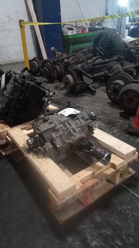 2016 Honda Pilot Differential Carrier Assembly OEM 3.5L 121K Miles White
