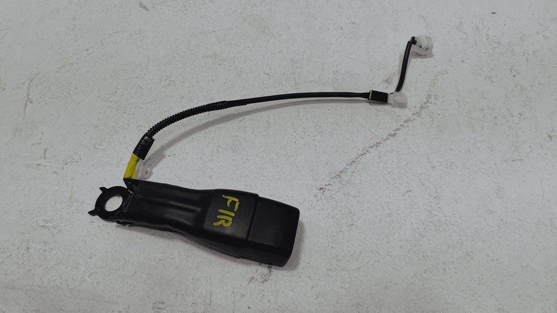 TOYOTA RAV4 2019 - 2024 FRONT RIGHT PASSENGER SIDE SEAT BELT SEATBELT BUCKLE OEM