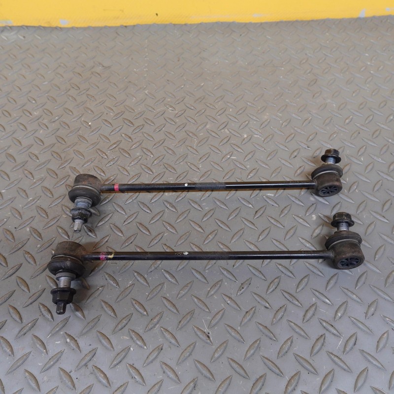 2018-2023 HYUNDAI KONA Left & Right Front Stabilizer Sway Bar End Link SET Oem