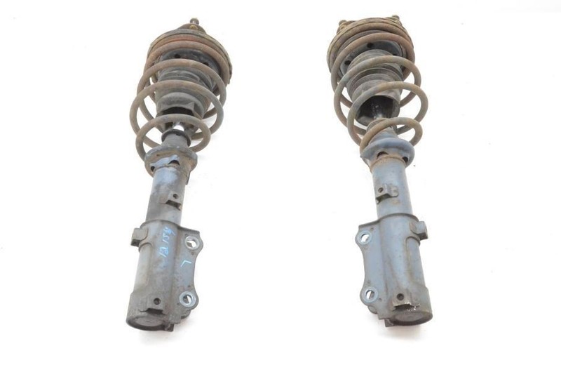 1988-1991 Mazda RX7 FC Convertible Pair of Driver and Passenger Front Struts