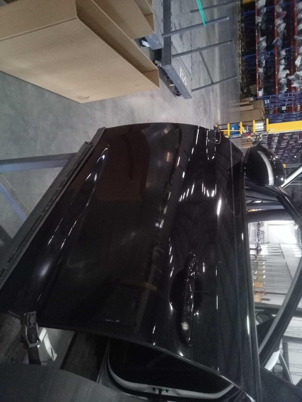 2017 Hyundai Tucson Front Left Door Black - Used, 71K Miles, OEM 318677