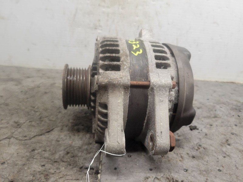 Alternator 100 Amp ID 27060-31120 Fits 07-11 FJ CRUISER 1645208