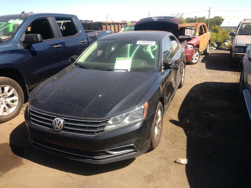2017 Volkswagen Passat Front Left Steering Knuckle 163029 139K Miles Black