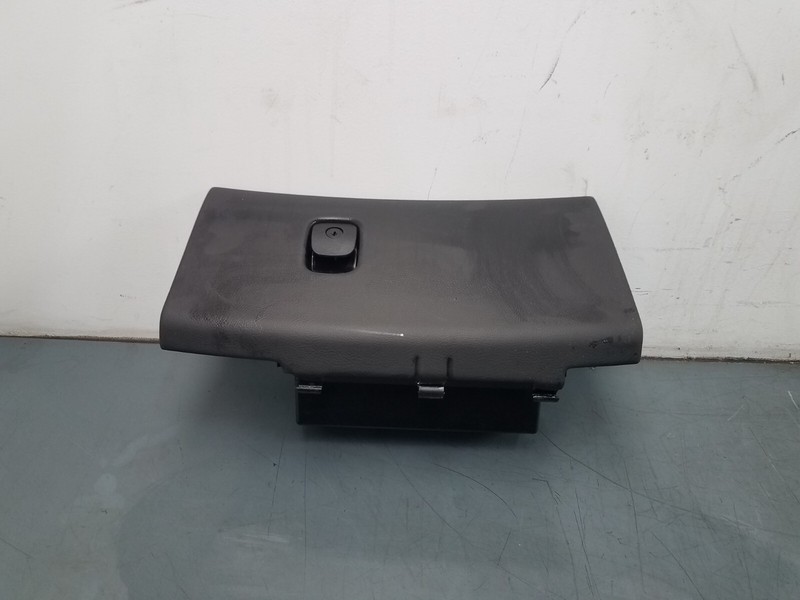 2011 Chevy Corvette C6 Grand Sport Glove Box #9186 P6