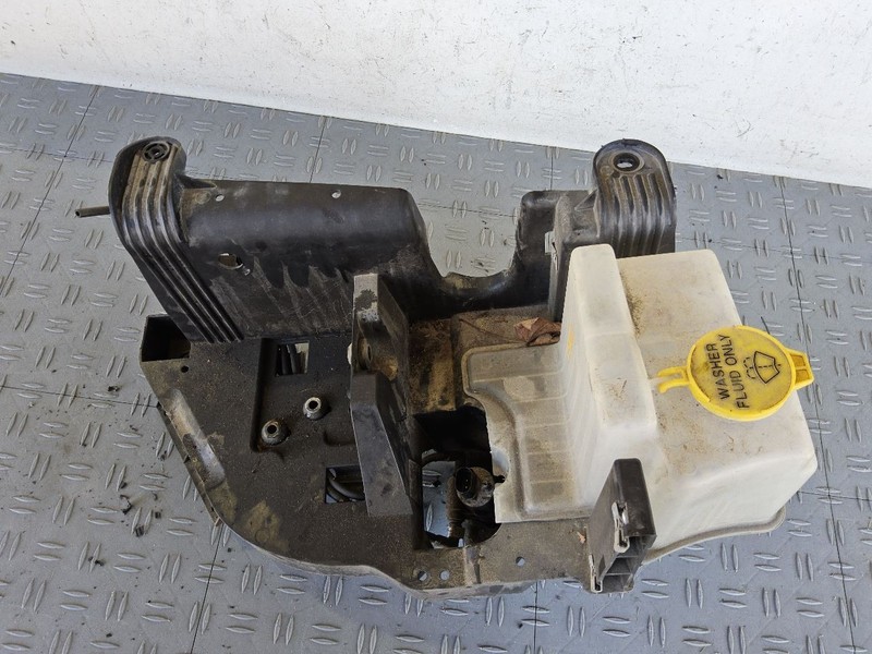 Wash Reservoir VIN W 6th Digit Jk Body LHD Fits 12-18 WRANGLER 3532006