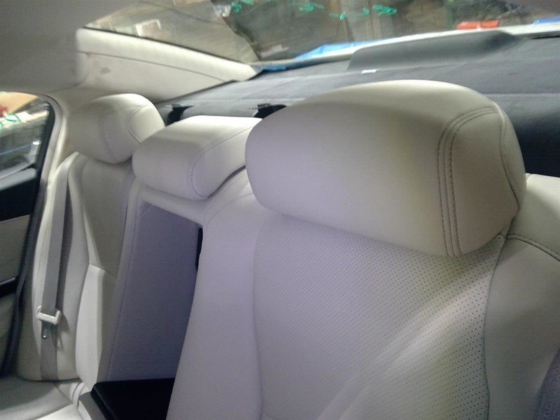 RLX 2014-2017 3 Rear Headrests 1750443