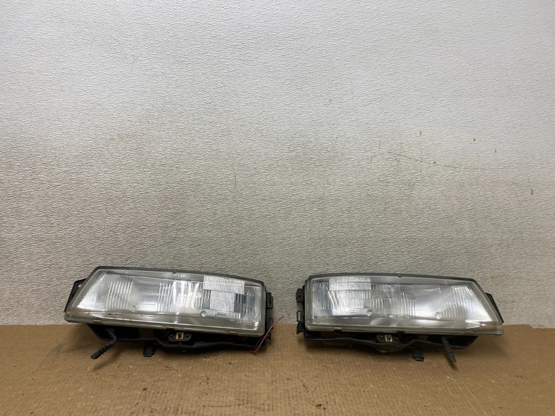 1989 to 1992 Mitsubishi Galant Left+Right Set Side Headlights W5320 PS
