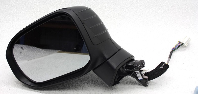 OEM Kia Telluride Left Driver Side Exterior Mirror 87610-S9020 Surface Scratches