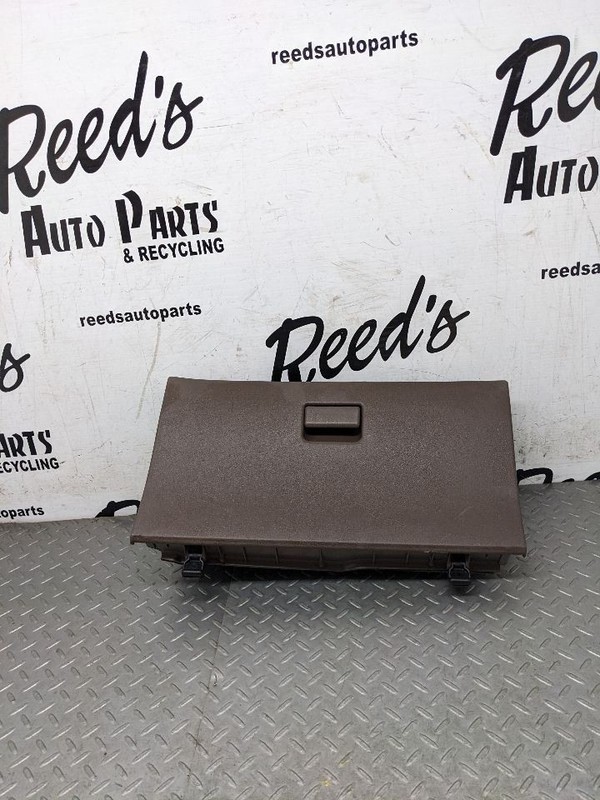93-99TOYOTA T100 INSTRUMENT GLOVE BOX OEM 55550-34010 1194836