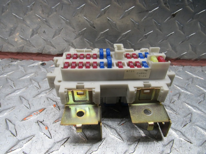 2009 NISSAN ARMADA LE FUSE BOX CABIN 5.6L 4DR 0725 ZH00A 7124