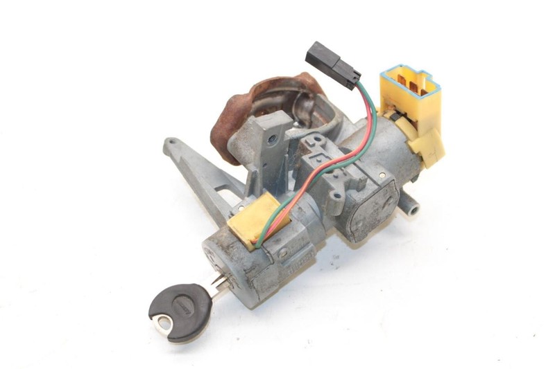 95-97 Mazda MX-5 Miata NA Ignition Switch with Key