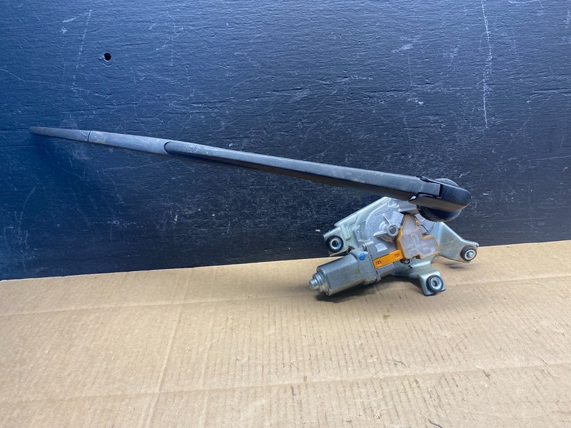 2011 to 2017 Honda Odyssey Rear Windshield Washer Wiper Motor AD5072