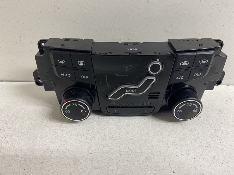 2011 Hyundai Sonata Auto w Nav Heater A/C Temperature Climate Switch Panel HVAC