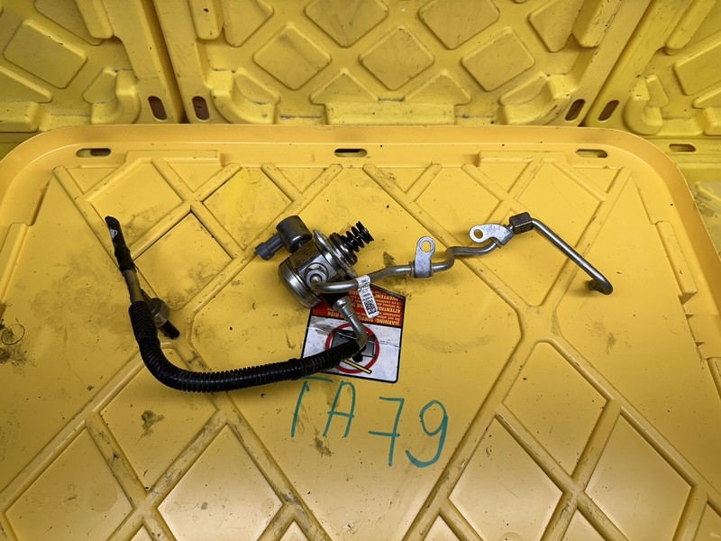 2013-2018 FORD FOCUS Fuel Pump Engine Mounted 2.0L With Turbo