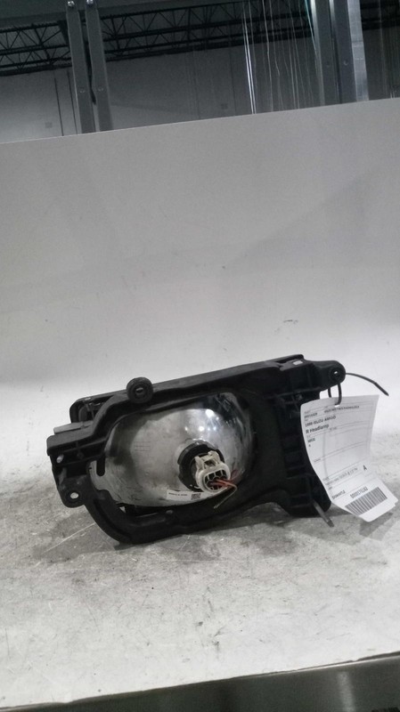 1999 ISUZU AMIGO Right Headlight Assembly Green OEM 407069 221K Miles