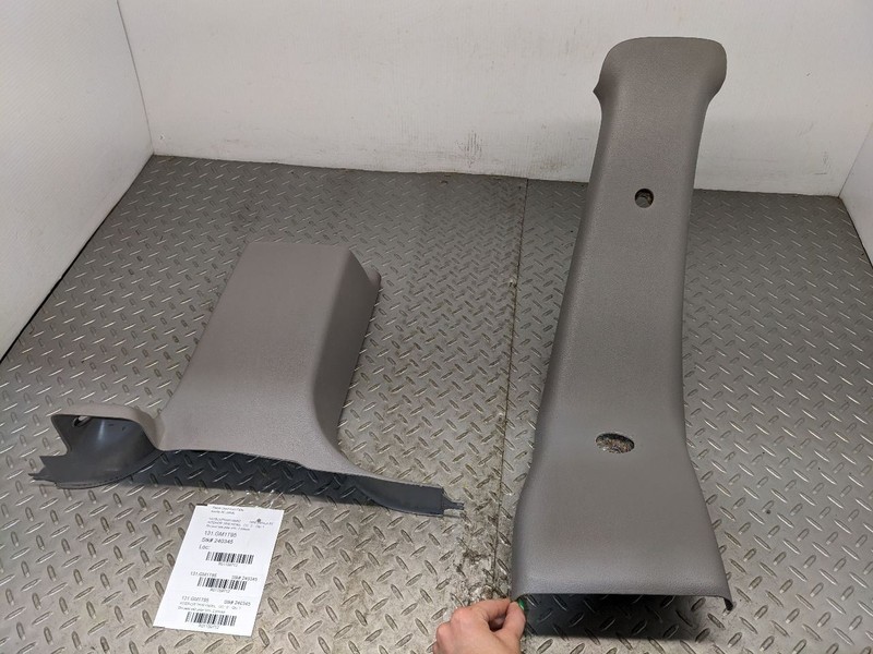1994 1995 1996 Chevy Impala SS Interior Seat belt Post Gray Trim B Pillar RH Rig
