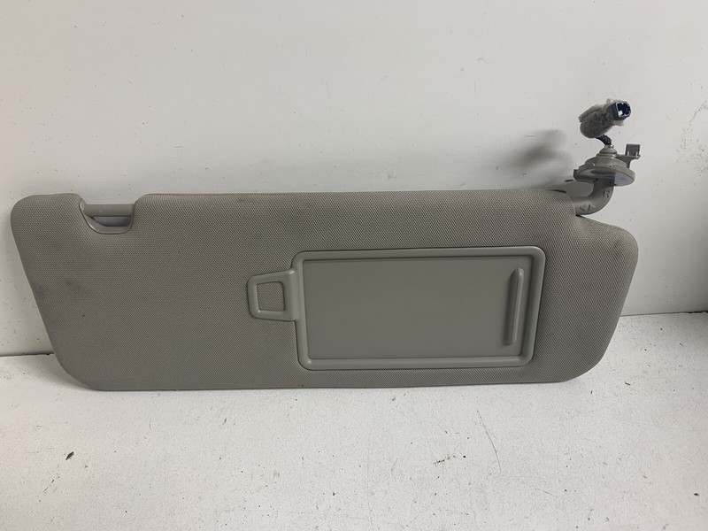 2016-2020 Kia Sorento Right Passenger Grey Cloth Mirror Sun Visor Shade Oem