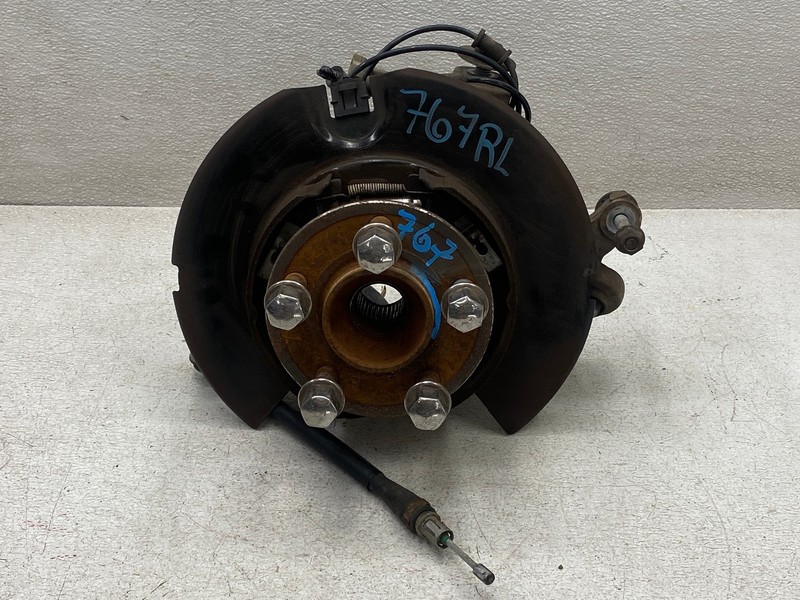 2012-2023 DODGE CHALLEGNGER SXT REAR LEFT DRIVER SIDE SPINDLE KNUCKLE OEM LOT767