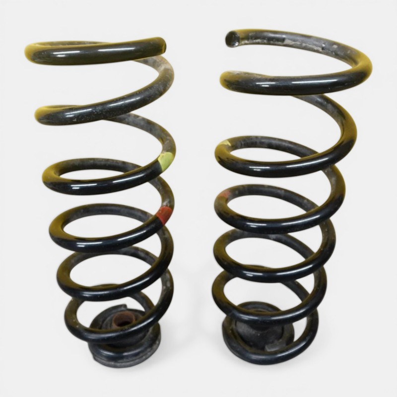 2019-2021 MAZDA CX-5 Awd Rear Right Left Coil Air Spring Set 2 OEM Kn3m28011
