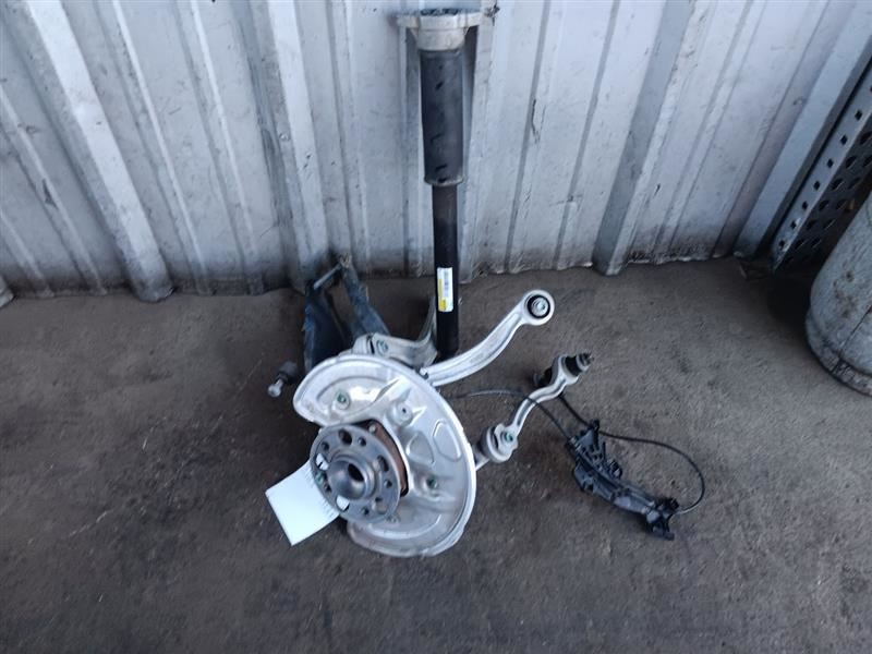 Mercedes 205 C300 Right Rear Suspension Spindle Knuckle Control Arm 2053500241