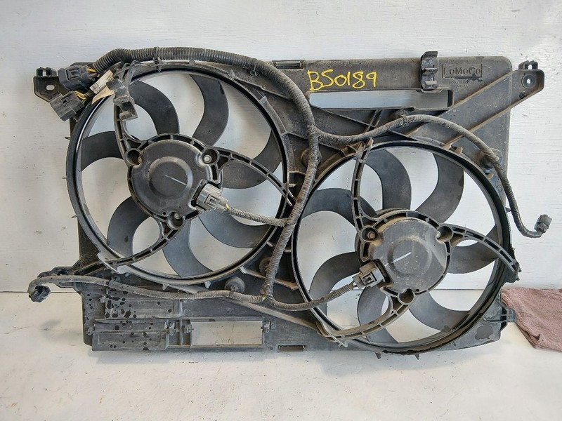 2013-2014 Ford Fusion Radiator Fan Motor Fan Assembly 1.6L