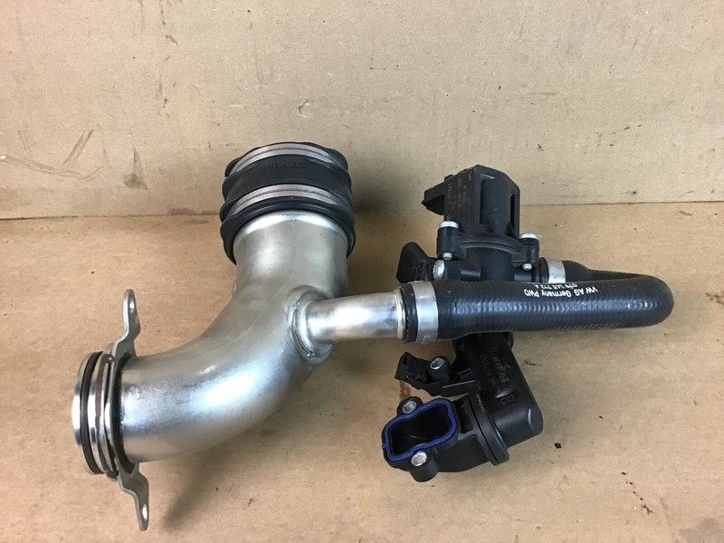 Bentley Continental GT V8 2013 4.0L Right Turbo Air Intake Pipe Valve 12-18 :Y