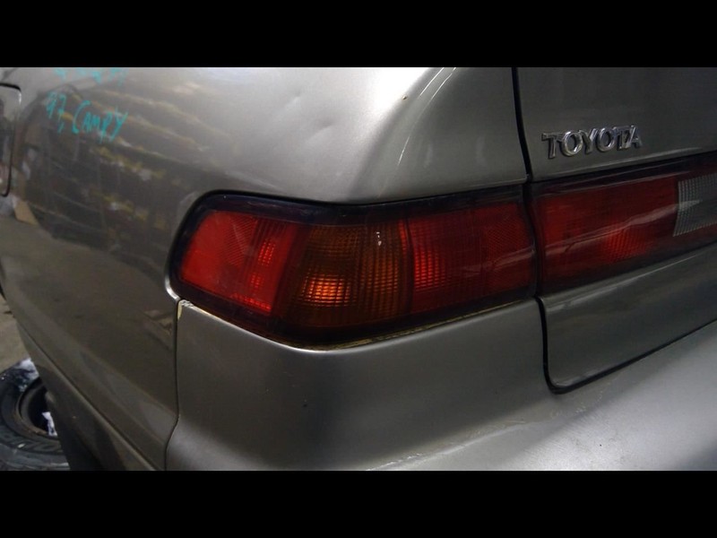 Driver Tail Light Quarter Panel Mounted Fits 97-99 CAMRY 1538905