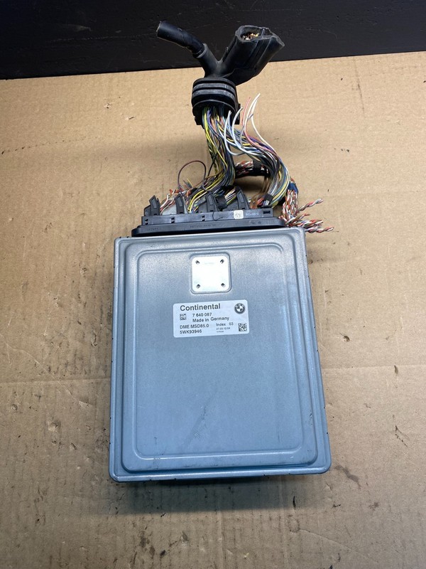 2011 2012 2013 Bmw 550i F10 4.4LEcm Ecu Engine Computer OEM ab4247 DG