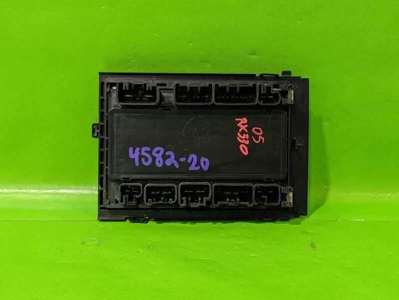 05 LEXUS RX330 JUNCTION BOX OEM 4582-20