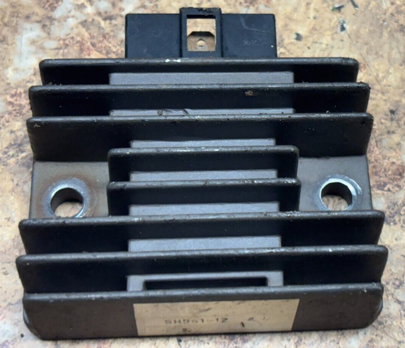 1985 Kawasaki 185 ATV Bayou Electrical Voltage Regulator Rectifier A KLF185 A9