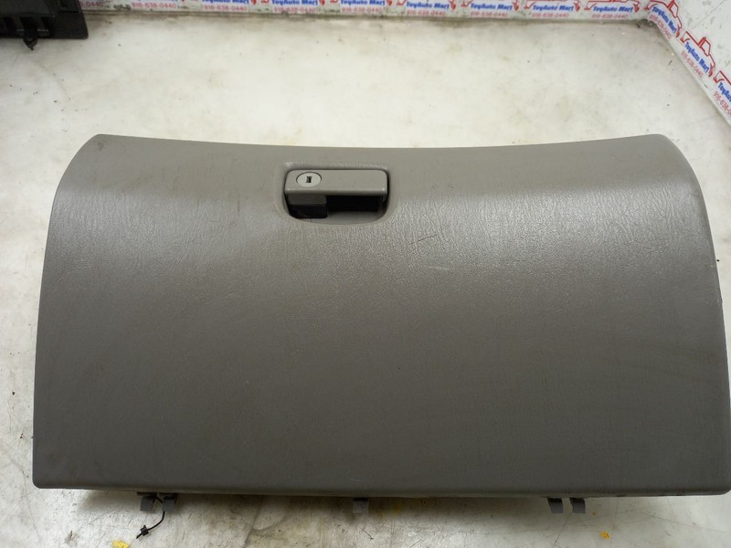 09 TOYOTA SIENNA LE LOWER GLOVE BOX GRAY-FC12