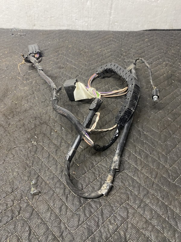 2012 Town And Country Left Middle Track Harness OEM